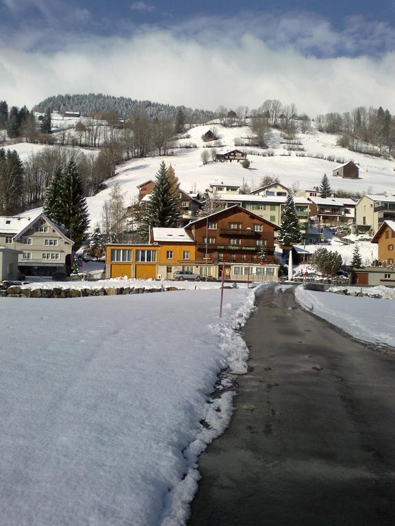 Hotel Alpina Unterwasser Bagian luar foto